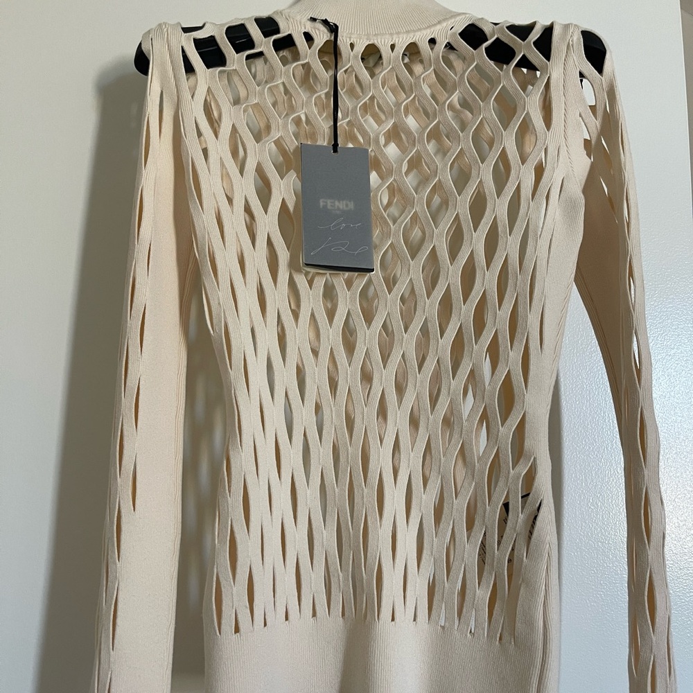 Beautiful Fendi turtleneck. New with tags. IT size 36
